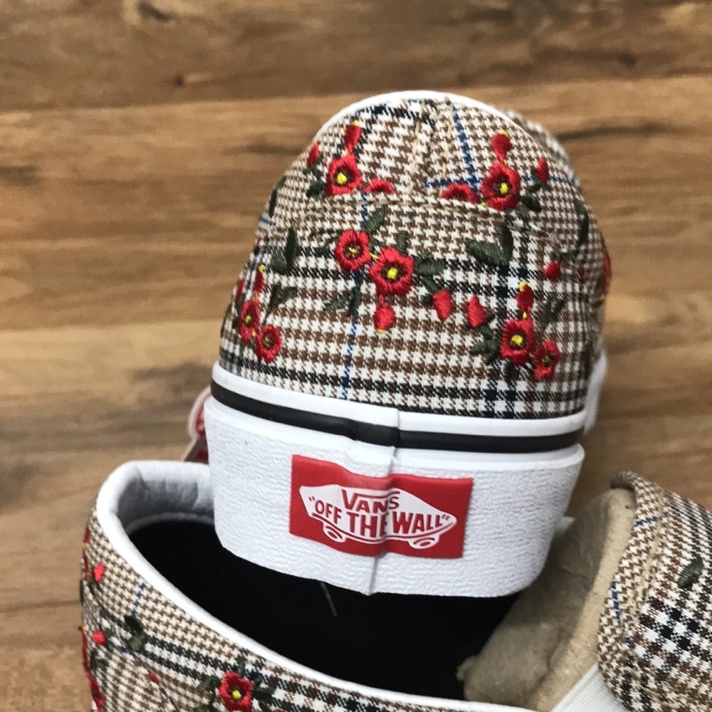 VANS CLASSIC SLIP ON BRAND NEW - Picture 10 of 16